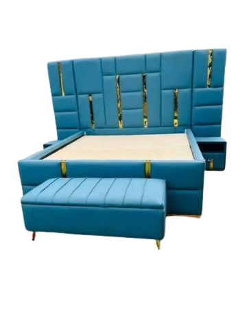 Sleigh Bed11