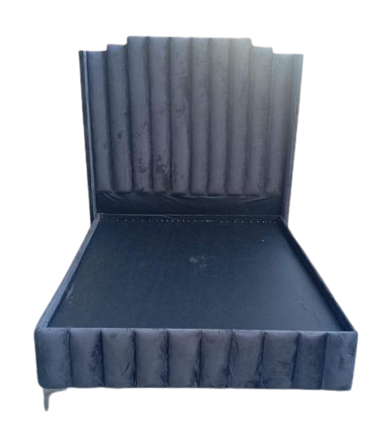 Sleigh Bed 5