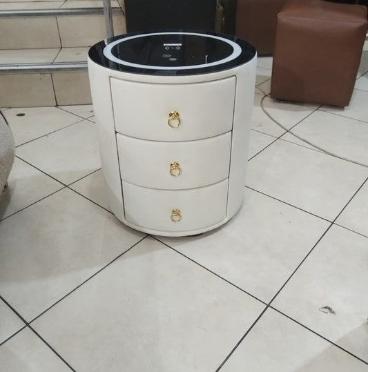 Round Pedestal
